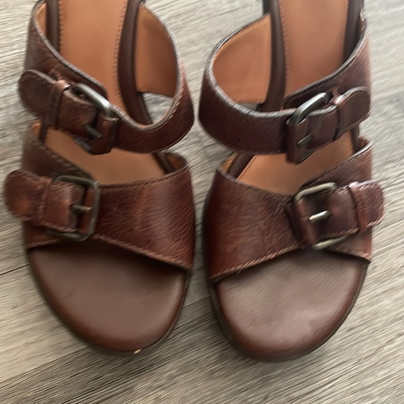 Nurture Piccolo Brown leather adjustable strap mule heels with cushioned sole - Picture 3 of 7